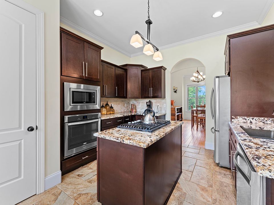 17th image of 120 Wartrace Creek Rd