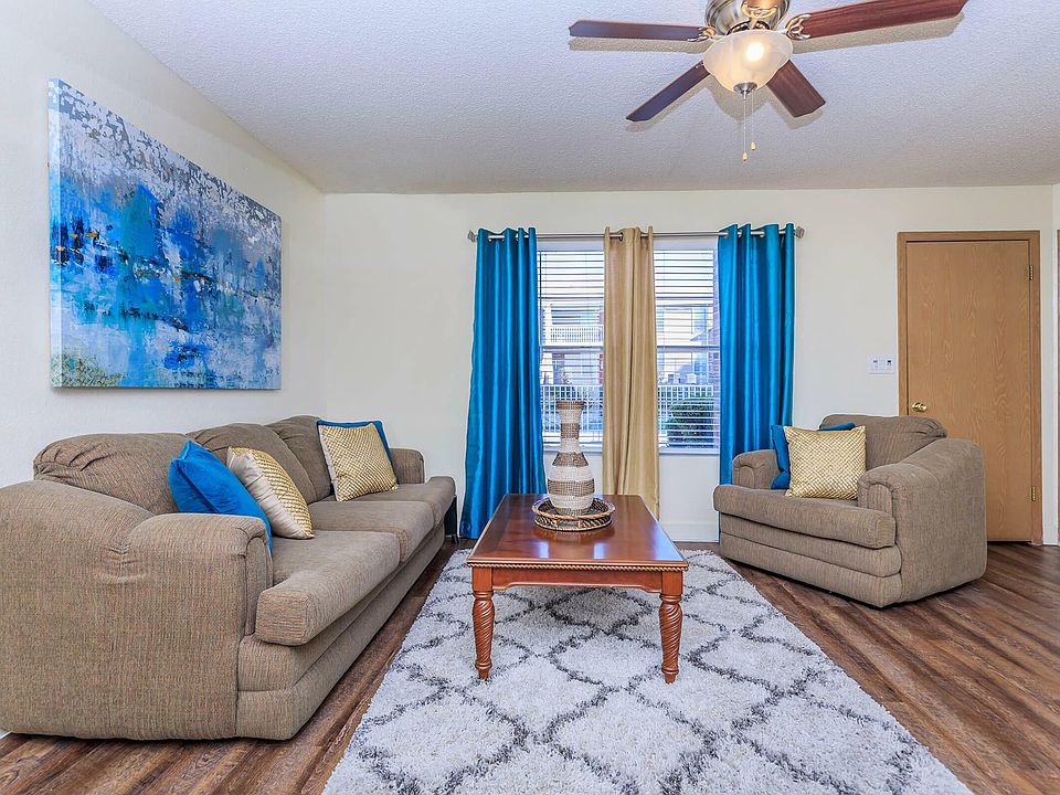 Beautiful and Spacious Living Room at Whispering Pines