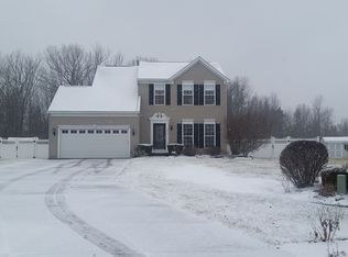 7230 Wilrose Ct, North Tonawanda, NY 14120