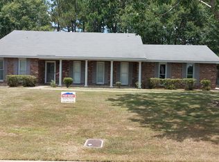 5933 Stonewood Dr, Montgomery, AL 36117