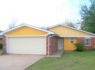 5621 Cedar Ridge Dr, Enid, OK 73703