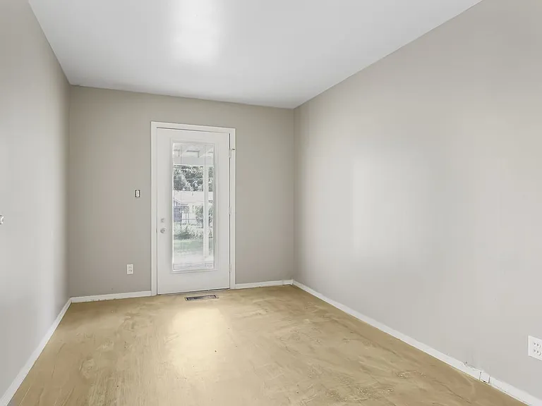 7399 Wollam Ave — Photo 60