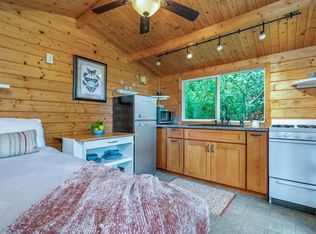 592 Kaupakalua Rd UNIT B, Haiku, HI 96708