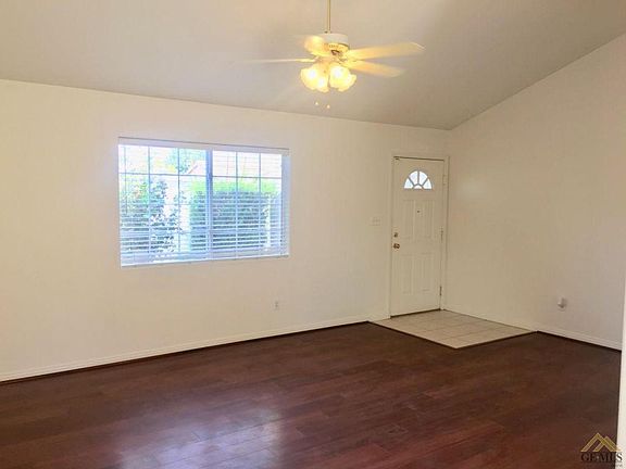 2nd image of 5219 Los Amigos Dr