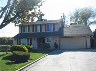 2400 Howard Rd, Patterson, CA 95363