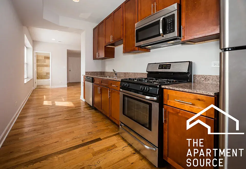 2046 W Touhy Ave #3