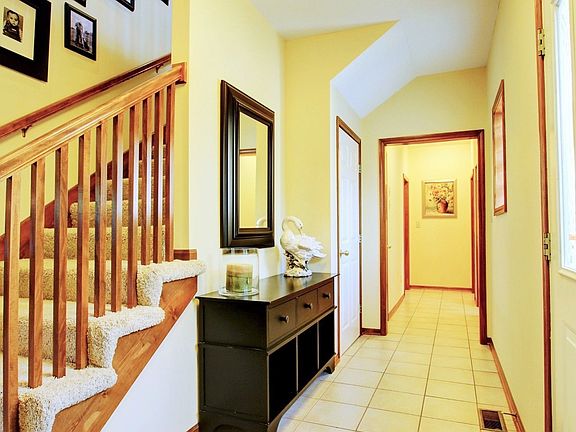Entry Way w/ Tile Floors