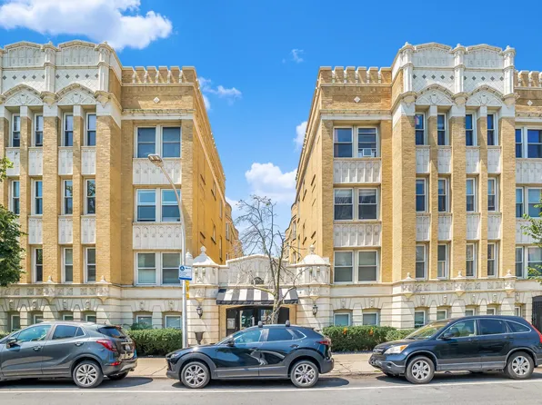 4240 N Clarendon Ave APT 307N, Chicago, IL 60613
