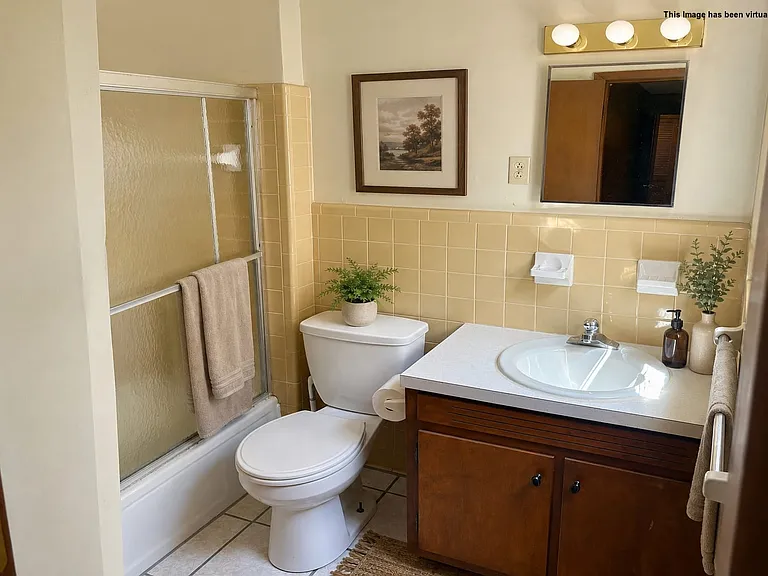 118 N Spring St #1 — Photo 13