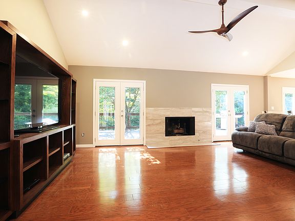 5th image of 2209 Smoke Stone Cir