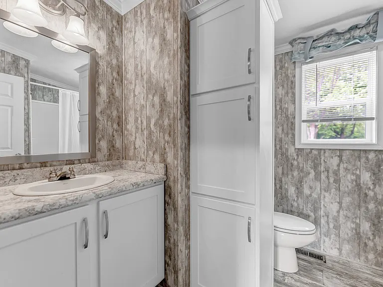 6037 Route 5 — Photo 16