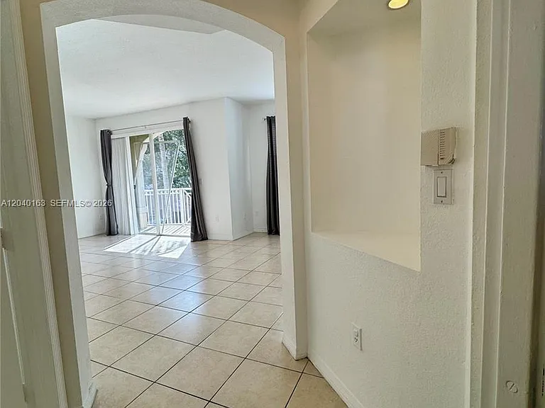8936 W Flagler St #201 — Photo 31