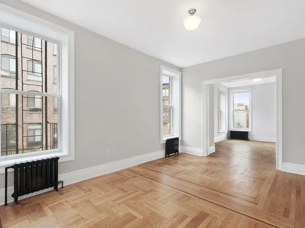 389 7th Avenue image 1 of 6