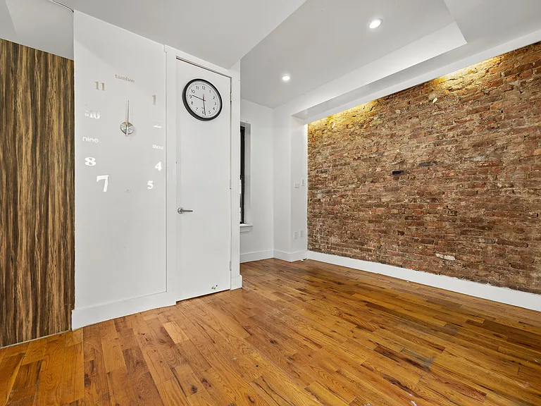 1935 Bergen St #1 — Photo 7