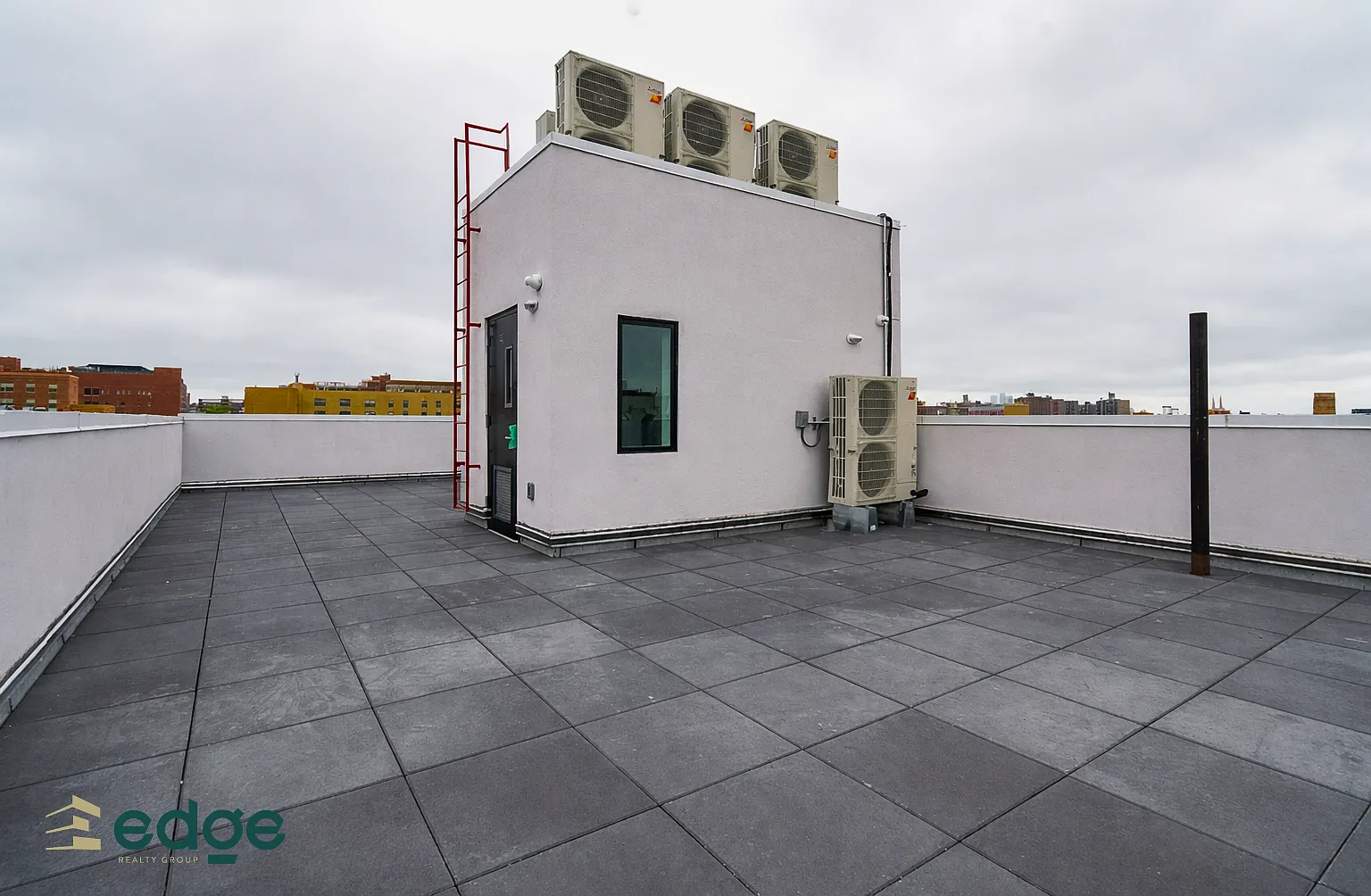 28 Wilson Avenue — Photo 4