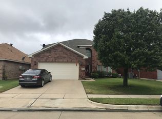 2309 Rushing Springs Dr, Fort Worth, TX 76118
