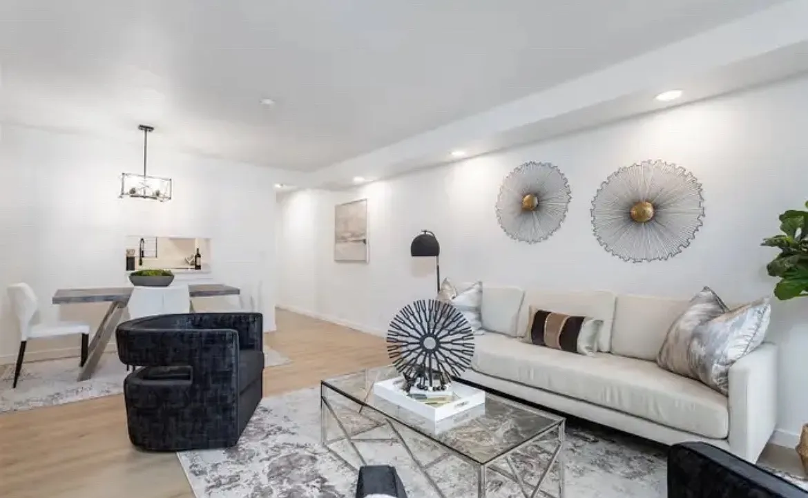 4813 180th St SW — Photo 3
