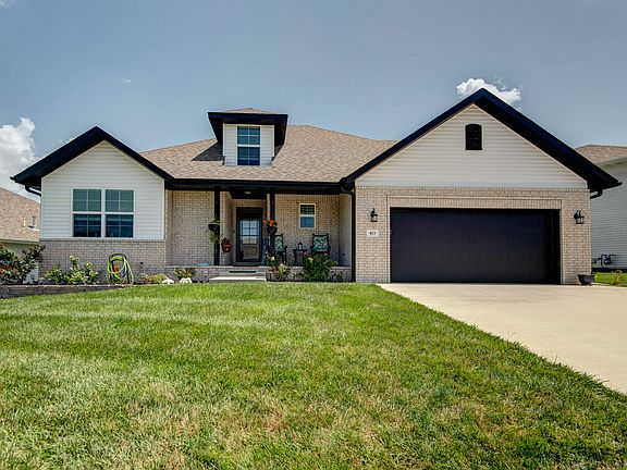 2nd image of 813 E Brewer Avenue