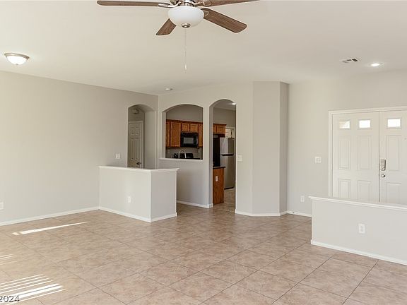 4th image of 5420 Ferrell St