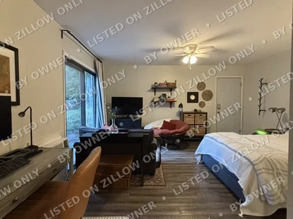 125 Maple St APT 106, Pendleton, SC 29670