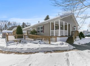 14 Patio Park Lane, Gorham, ME 04038