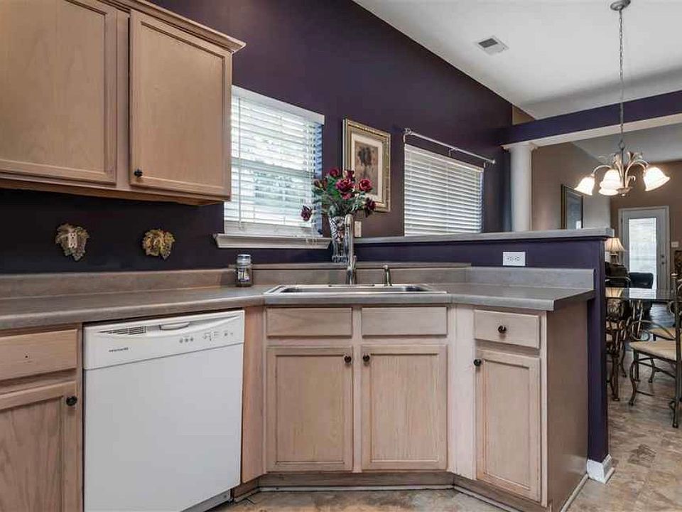 1st image of 2175 Purple Leaf Ln