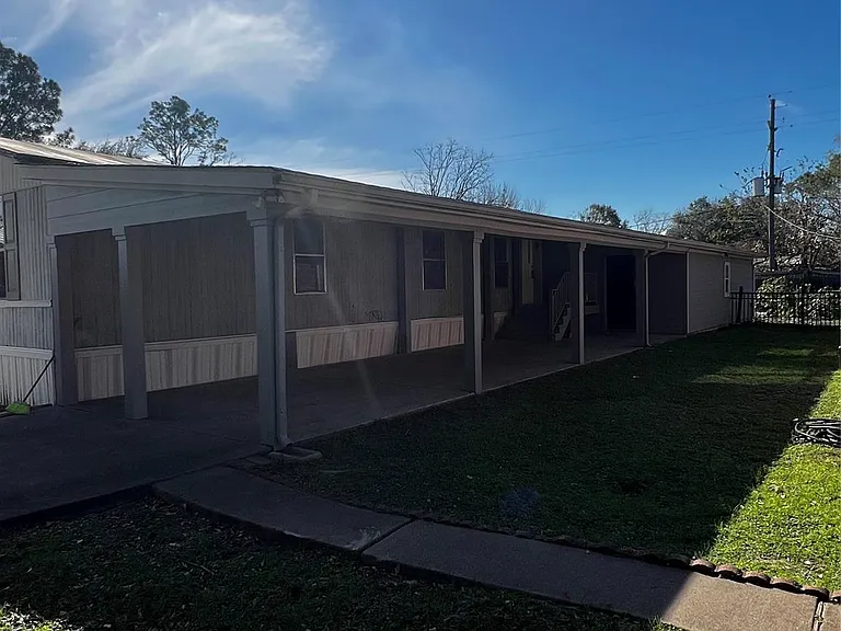 3902 Marzia Ave — Photo 17