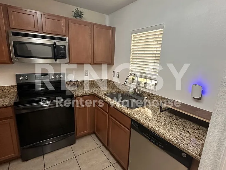 10943 Keys Gate Dr — Photo 19
