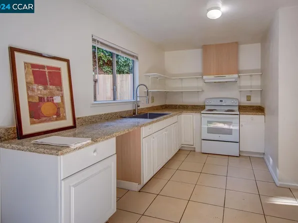 2205 L St, Antioch, CA 94509