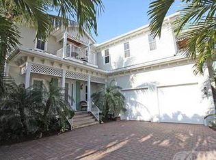 440 Old Towne Ln, Juno Beach, FL 33408