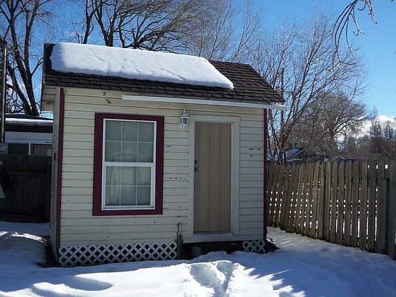 Separate office or shop