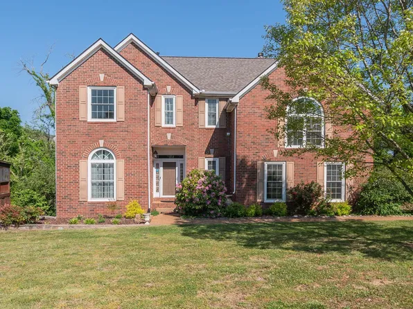 369 Dandridge Dr, Franklin, TN 37067