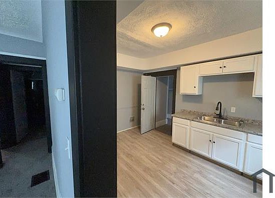 2nd image of 10117 Parkgate Ave #1