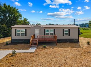 1698 Old Newport Hwy, Newport, TN 37821