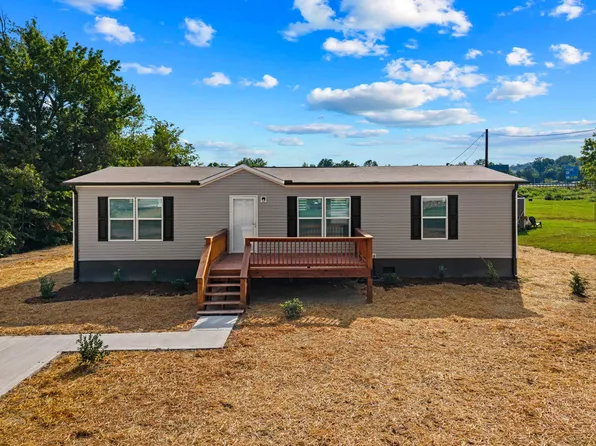 1698 Old Newport Hwy, Newport, TN 37821