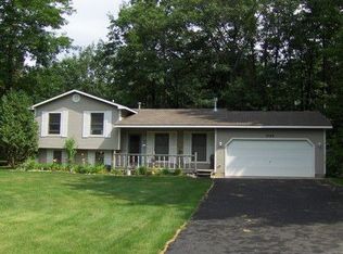 9788 Cunningham Ln, Traverse City, MI 49685