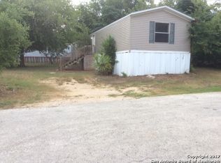 3053 Bluebonnet St, Seguin, TX 78155