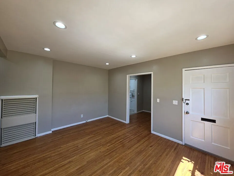 1430 Franklin St — Photo 3