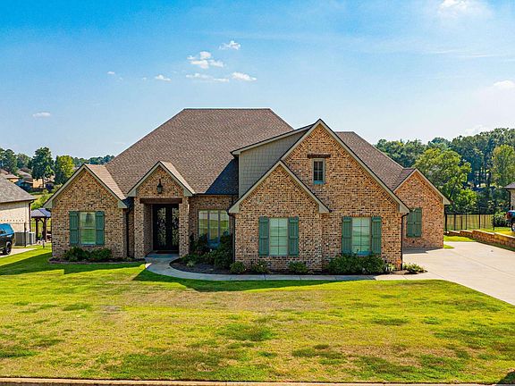2nd image of 2901 Fairway Oaks Ln