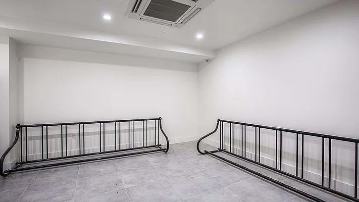 Rented by Nooklyn NYC LLC | media 44