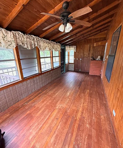 156 Diamond J Rd S — Photo 17