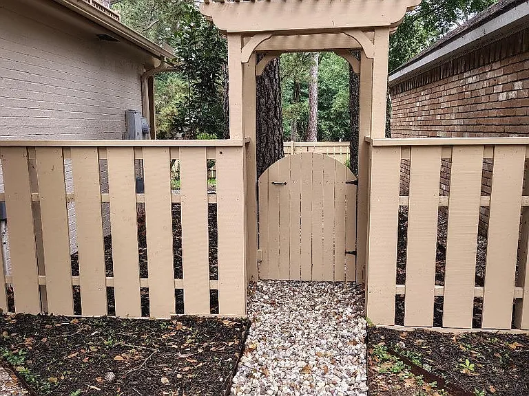 2823 Whitman Dr — Photo 34