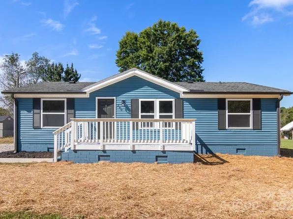 240 Freedom Dr, Salisbury, NC 28147