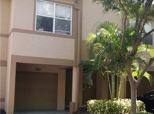 945 Normandy Trace Rd, Tampa, FL 33602