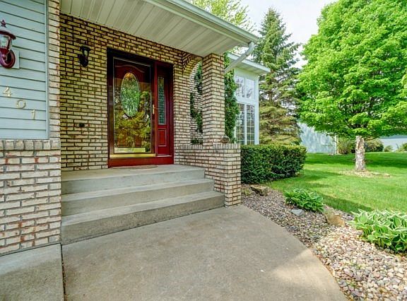 2nd image of 150057 Peregrine Way