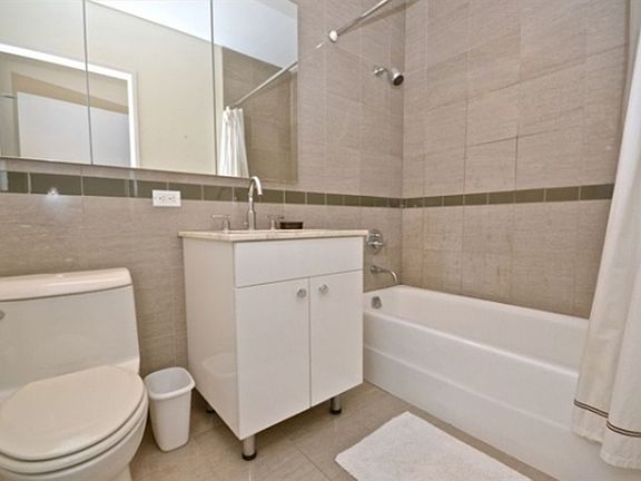 5th image of 212 E 57th St APT 7C