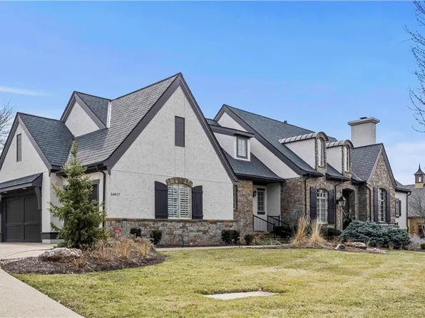 16017 King St, Overland Park, KS 66062