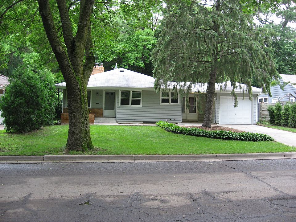 1st image of 30 Washburn Ave S