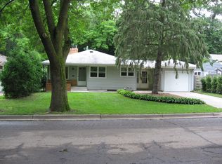 30 Washburn Ave S, Minneapolis, MN 55405