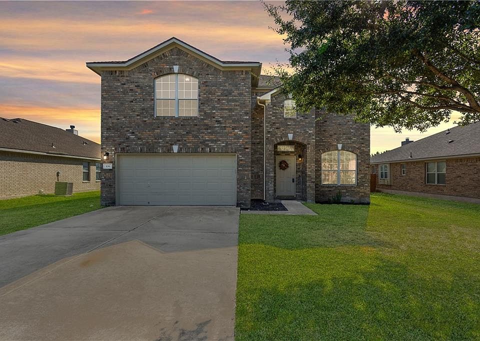 1st image of 106 Aguilar Dr